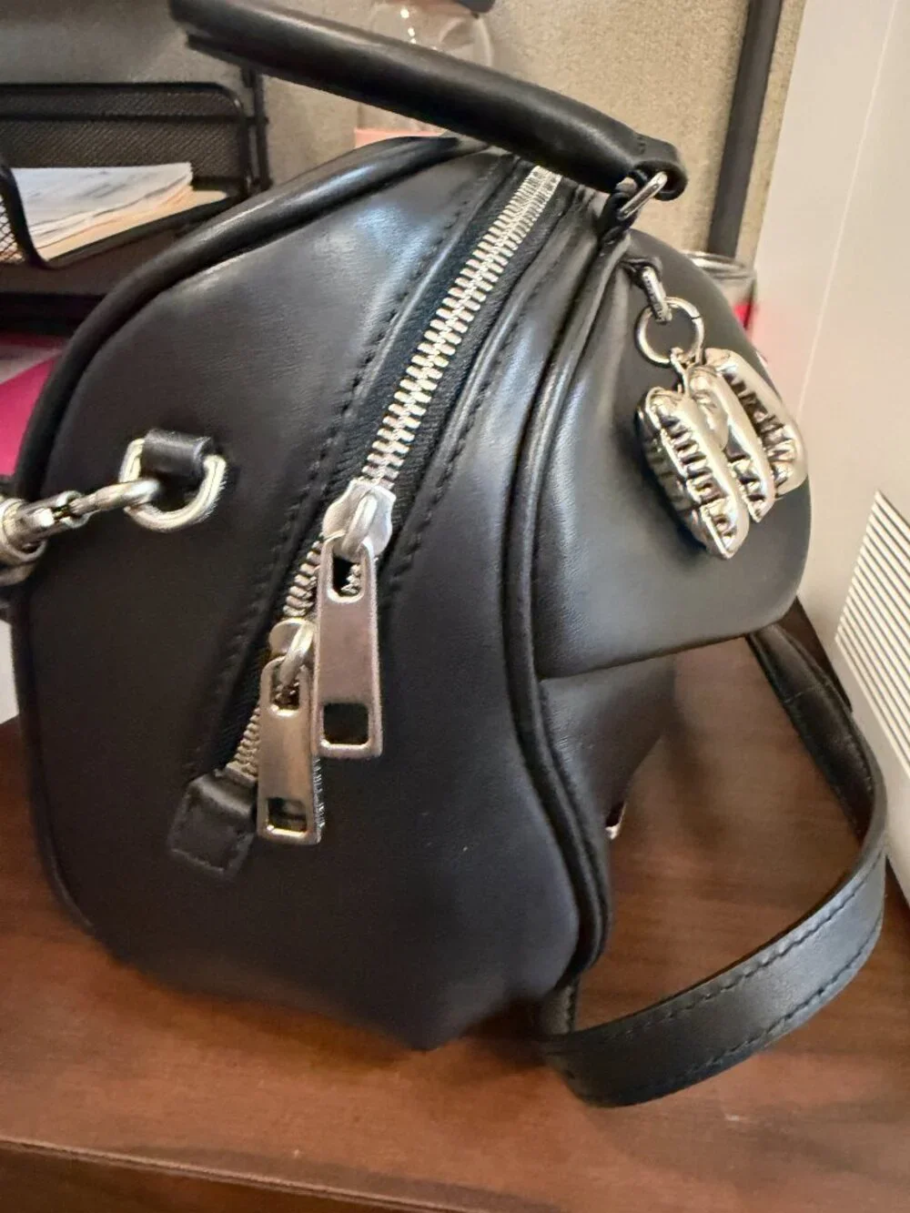 Marc Jacobs Small Wave bag Black